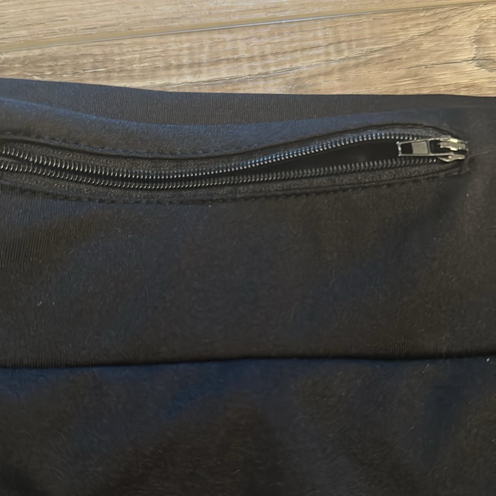 lululemon tennis skirt - Picture 3 of 4